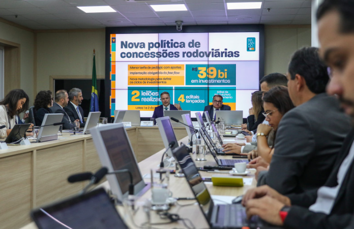 Ferrovias e rodovias receberão R$ 80 bilhões até 2026